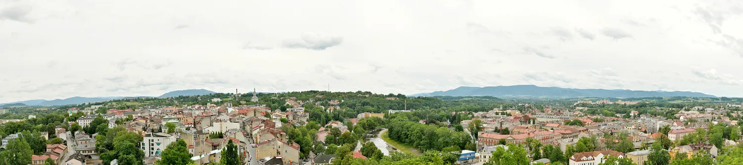 Cieszyn. Panorama z Wieży Piastowskiej na Cieszyn i okolicę