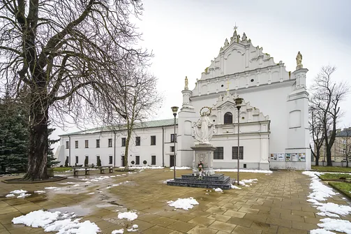 Łęczyca. Kościół i klasztor Ojców Bernardynów w Łęczycy