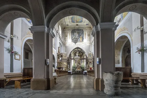 Łęczyca. Wnętrze kościoła pw. św. Andrzeja Apostoła w  Łęczycy