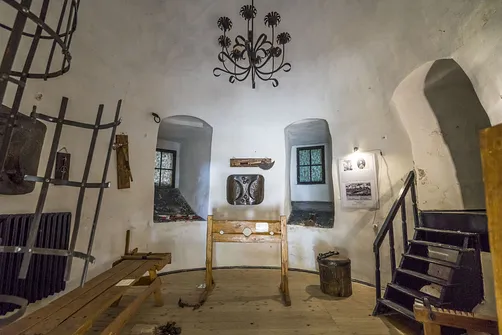 Oleśnica. Zamek w Oleśnicy - wnętrze sali tortur